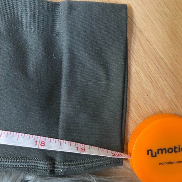 NWOT Lululemon Ebb To Street Crop 21" Titanium Size 6 - Picture 14 of 16